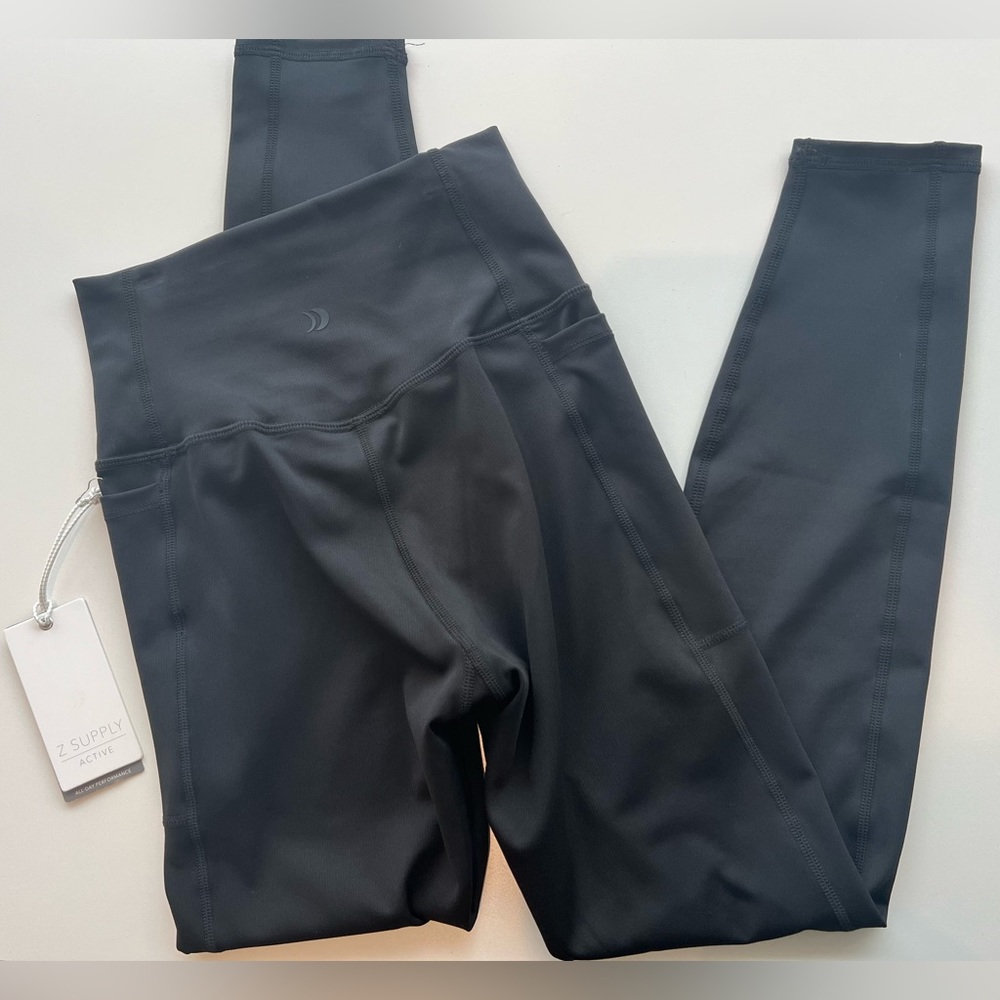 NWT Z Supply Good Form Ribbed 7/8 Black Leggings with Pockets